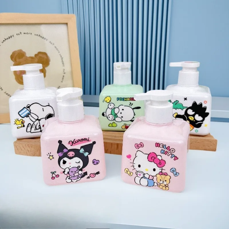 Sanrio hello kitty лосьон в бутылках