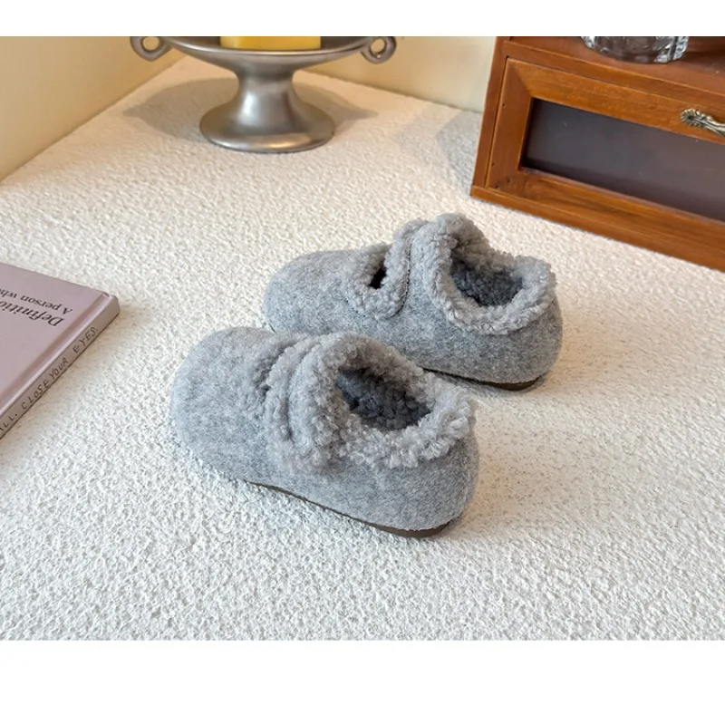 Обувь для маленьких девочек с круглой головкой и овечьей шерстью - Фотография_5