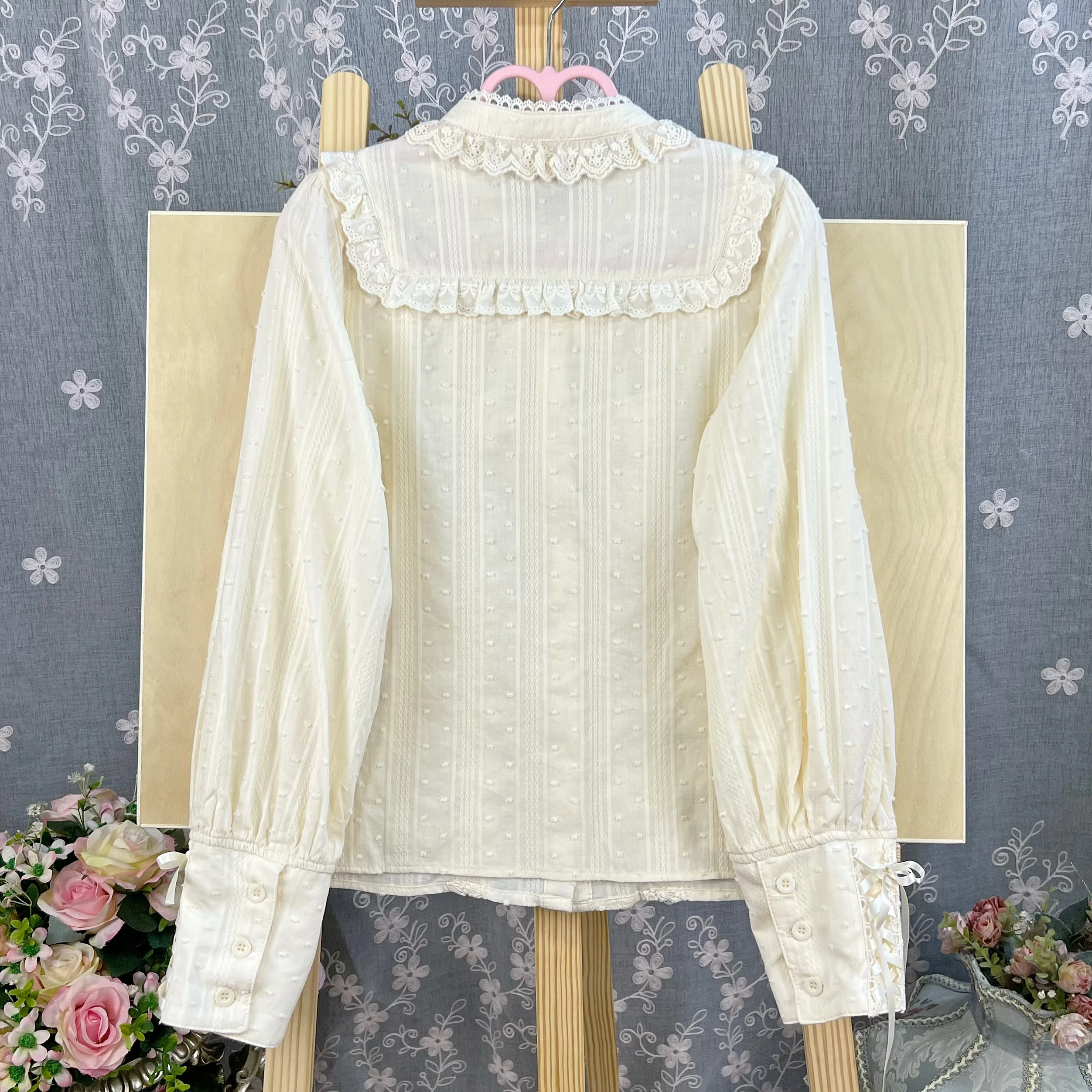 Рубашка лолиты на шнуровке с длинными - Фотография_2