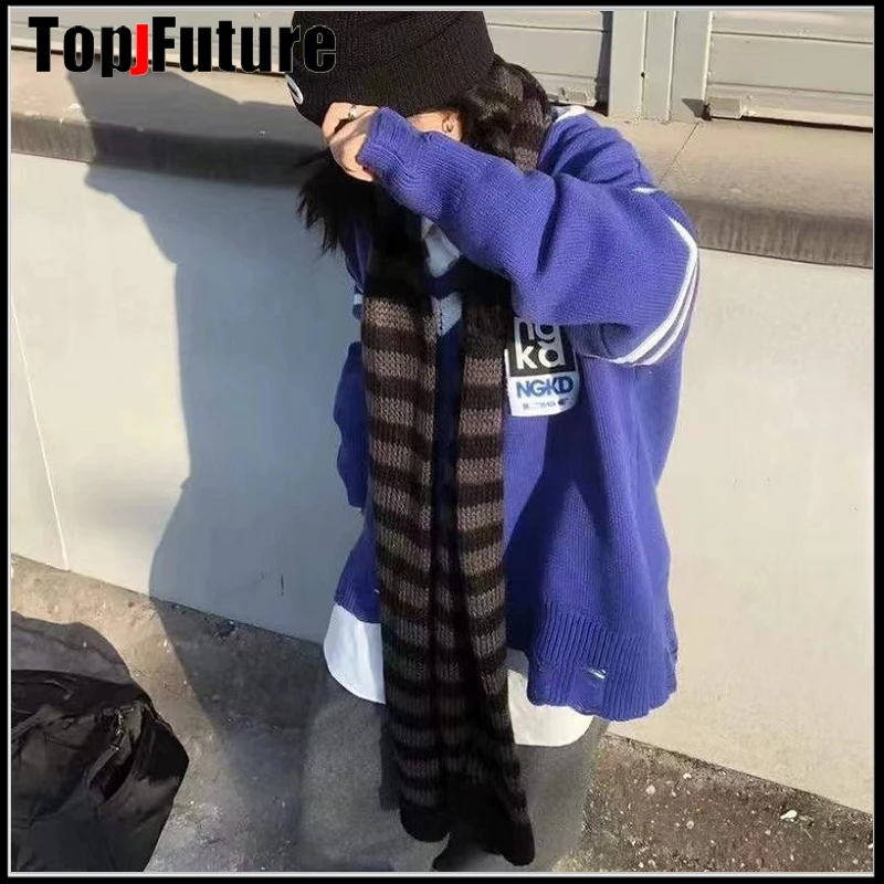 Женский зимний шарф в полоску - Фотография_4