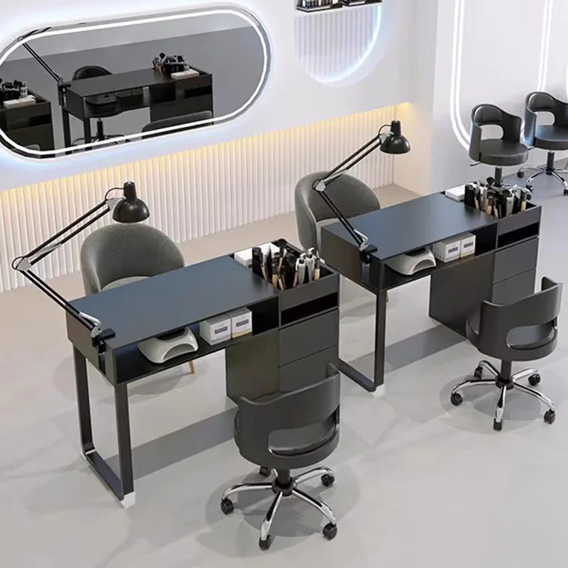 Минималистичный скандинавский маникюрный - Фотография_6