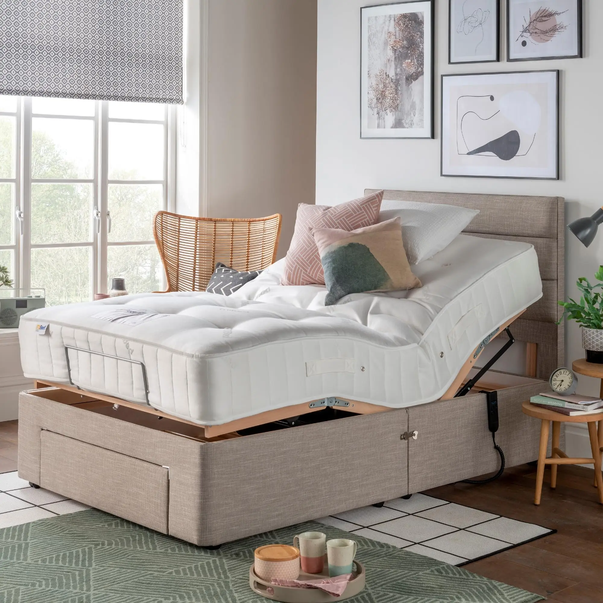 Электрический регулируемый пульт