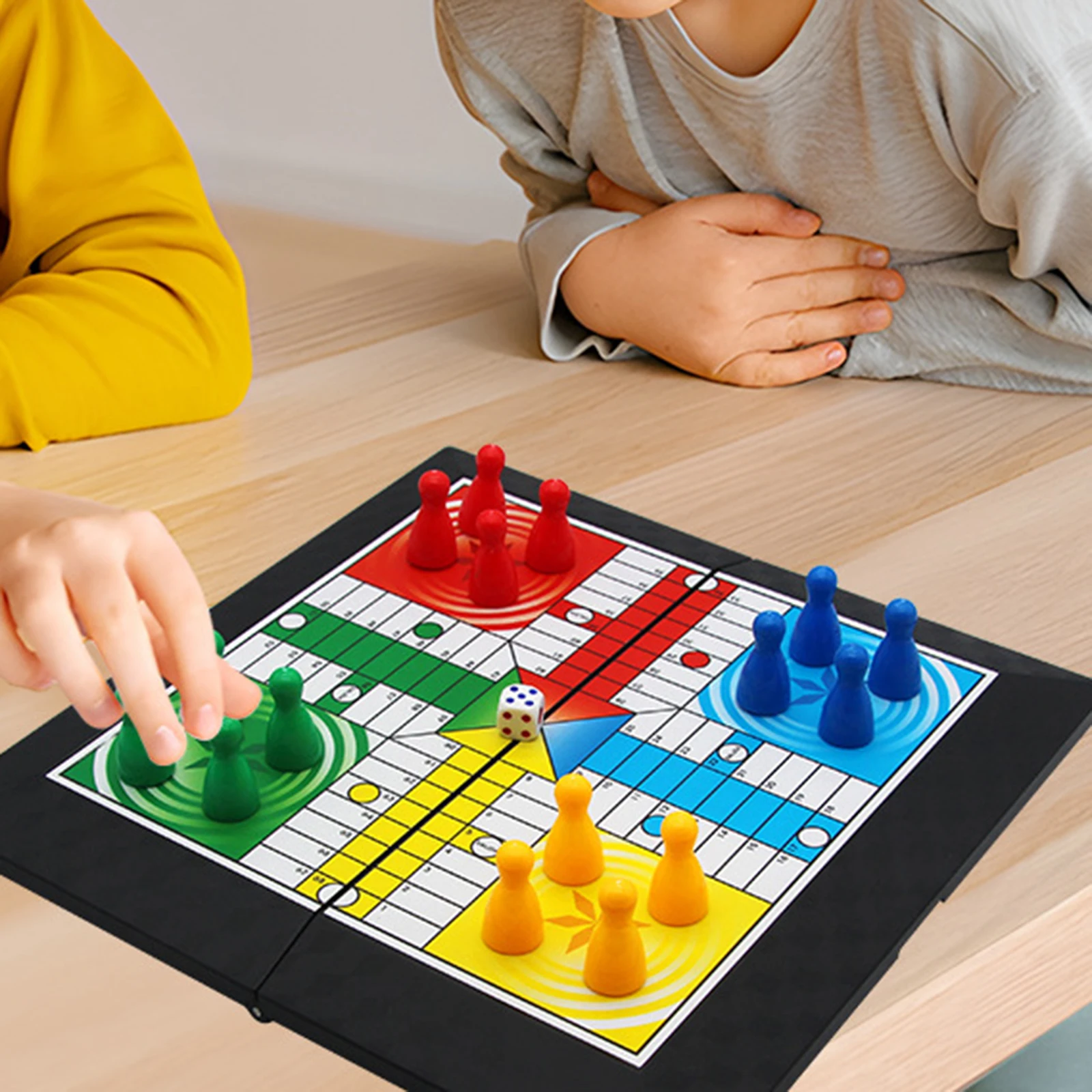 Настольные игры ludo set party