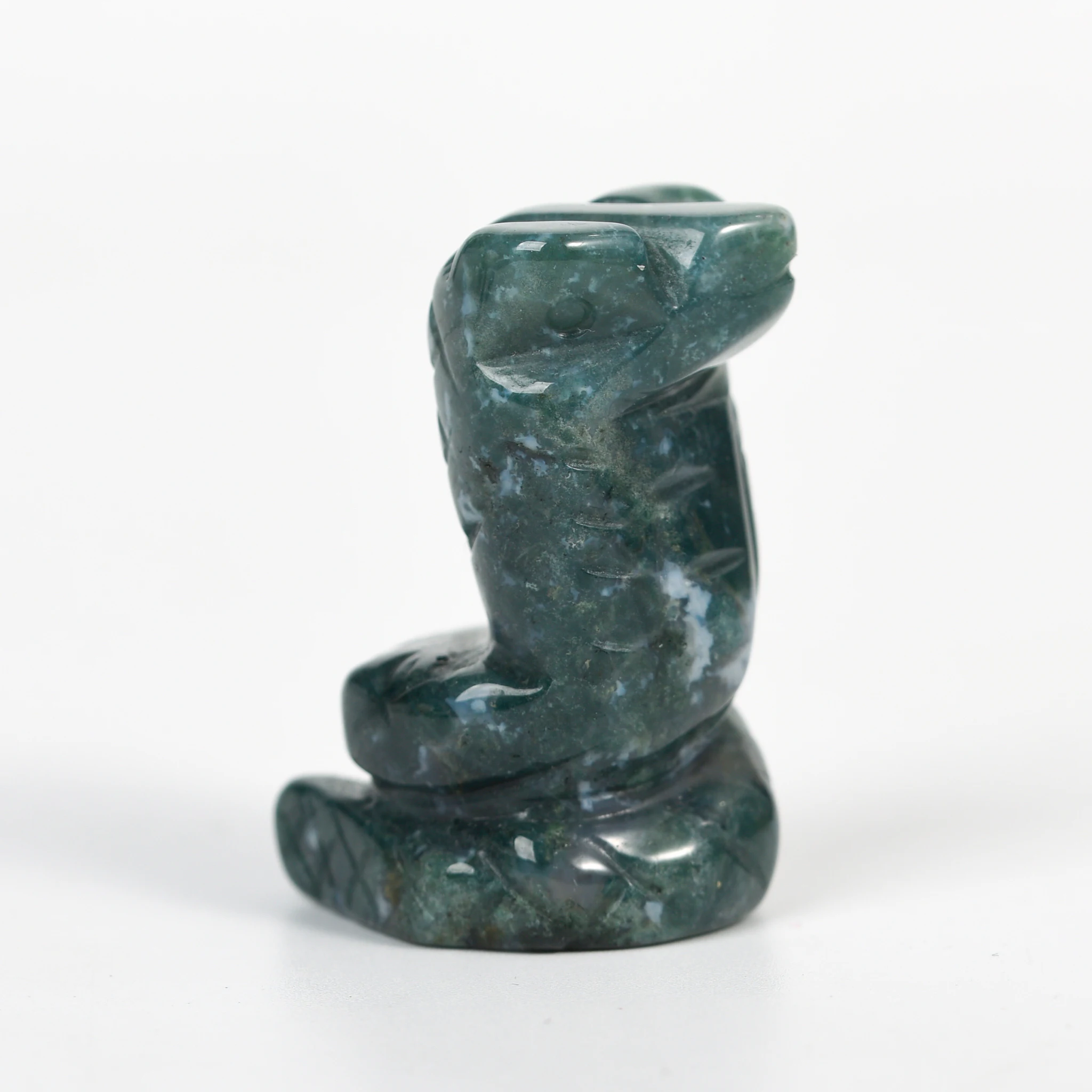 Хрустальная резьба в виде змеи - Фотография_3