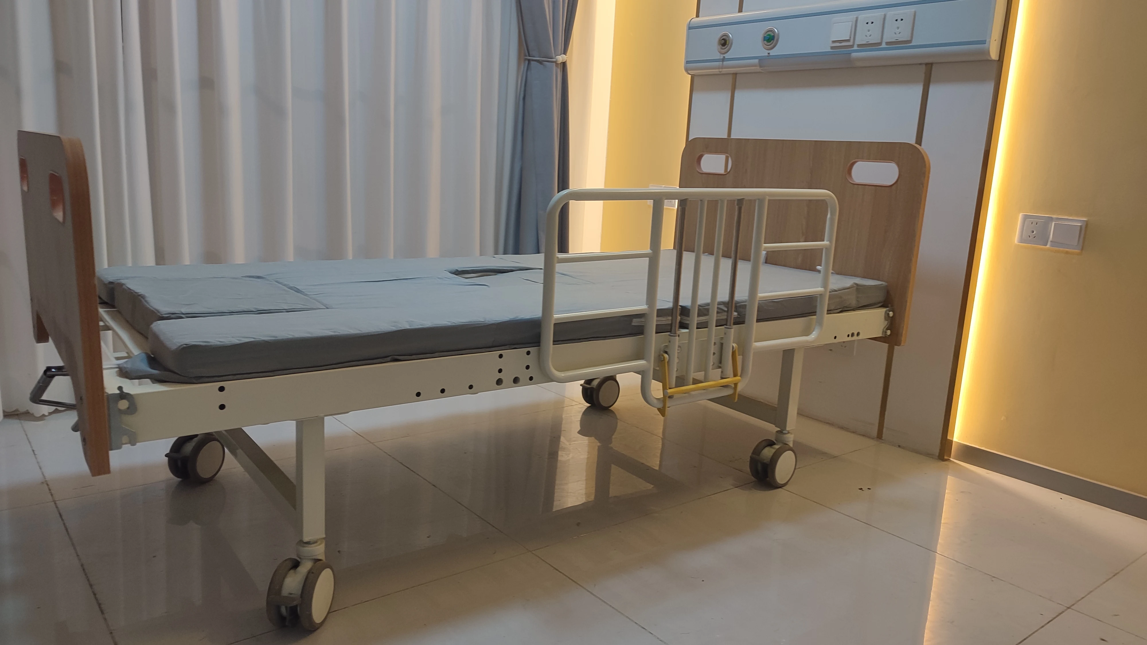 Медицинские складные поручни для кровати - Фотография_3