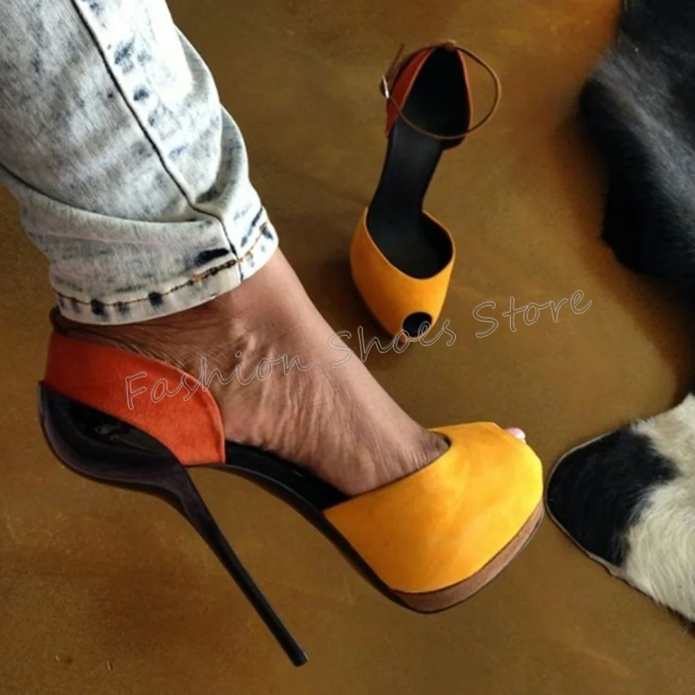 Босоножки с открытым носком и пряжкой на щиколотке