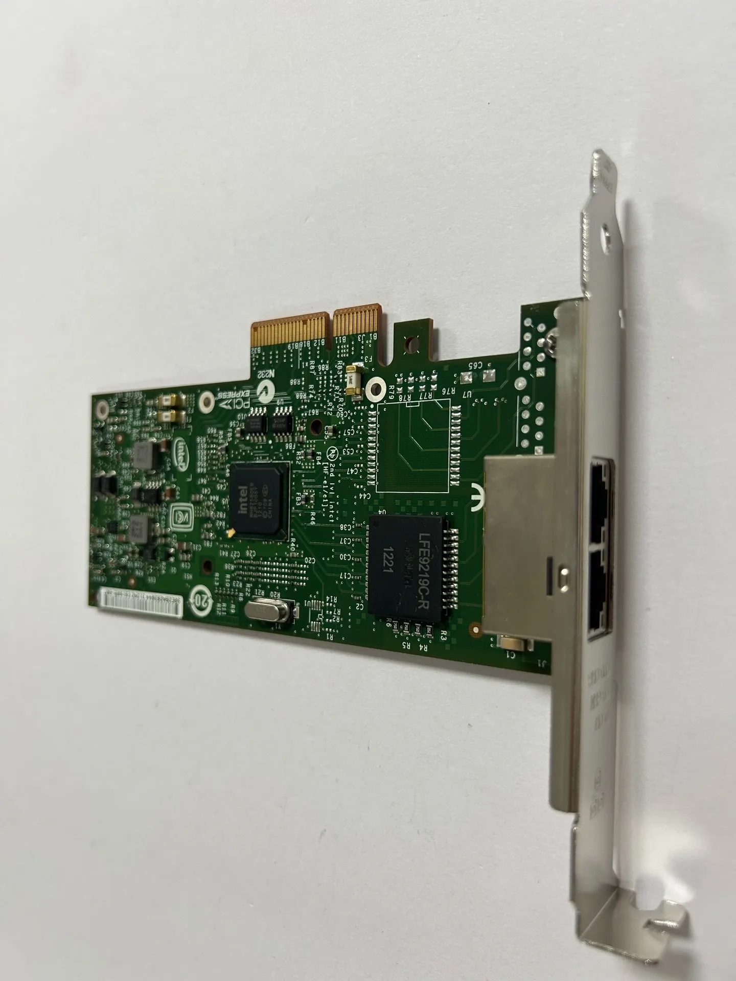 Известный бренд i340-t2pci-e - Фотография_3