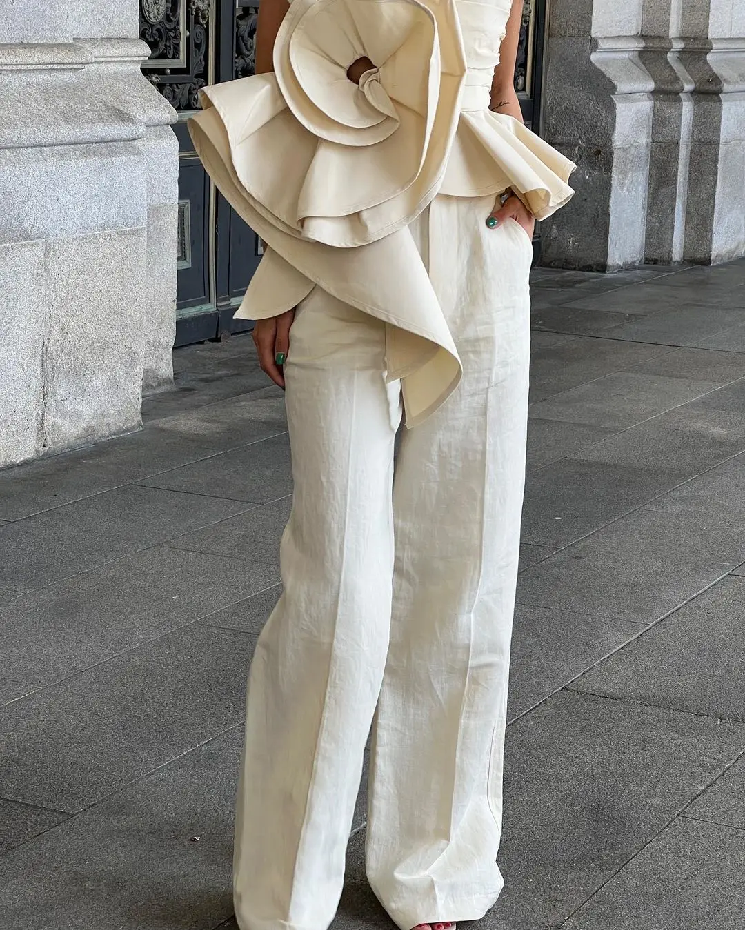 Костюм женский льняной из двух предметов - Фотография_3