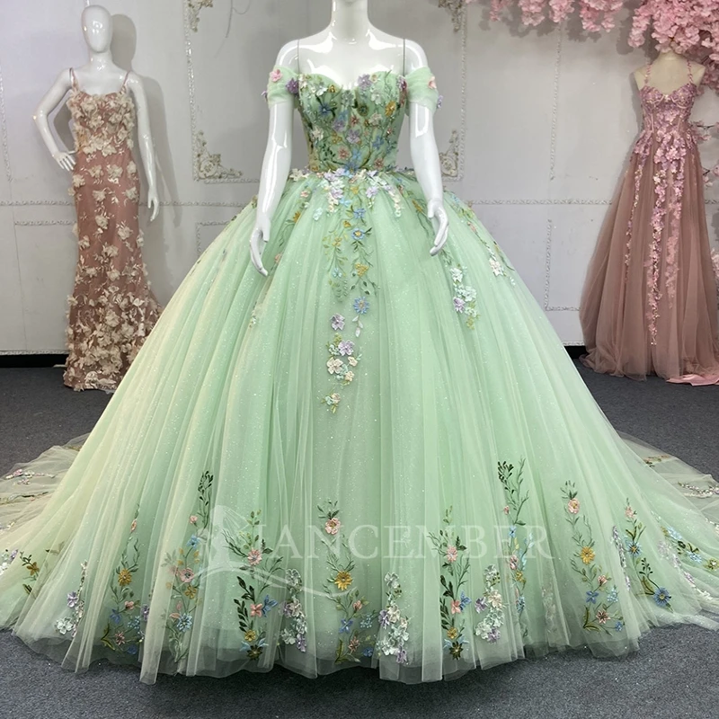 Мятно-зеленое платье quinceanera