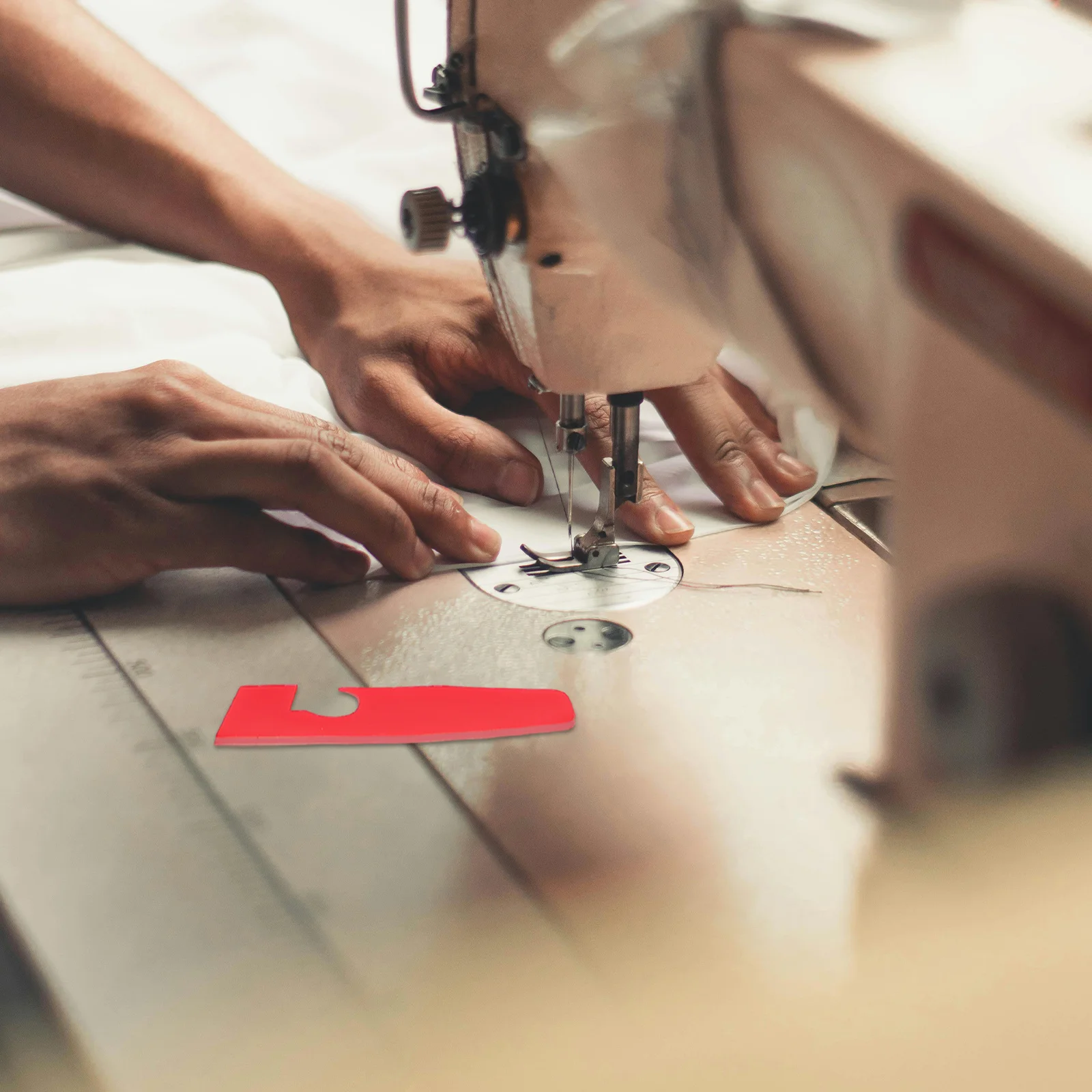 Прижимная подушечка для оверлока