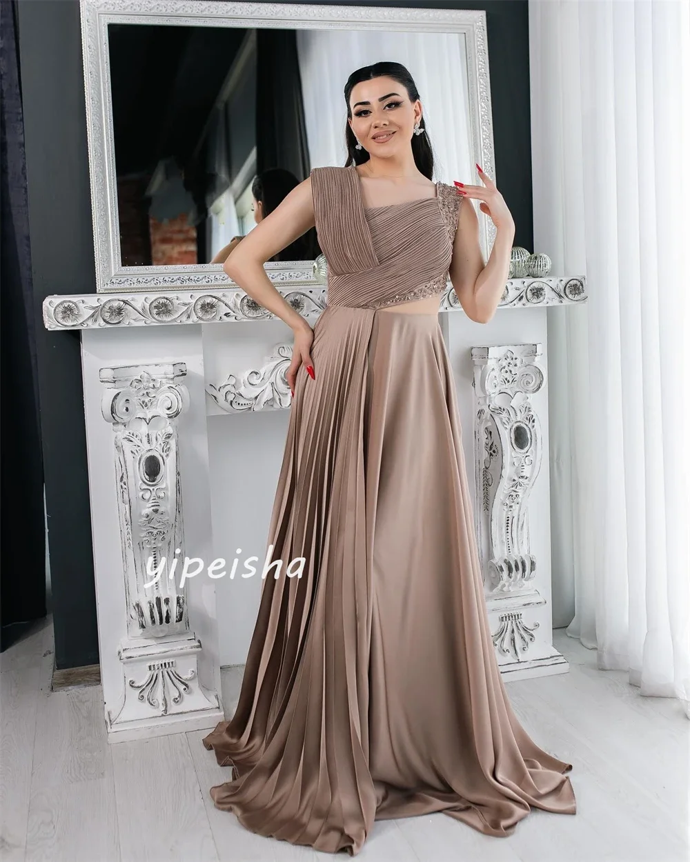 Индивидуальное джерси с блестками и рюшами для выпускного вечера - Фотография_6