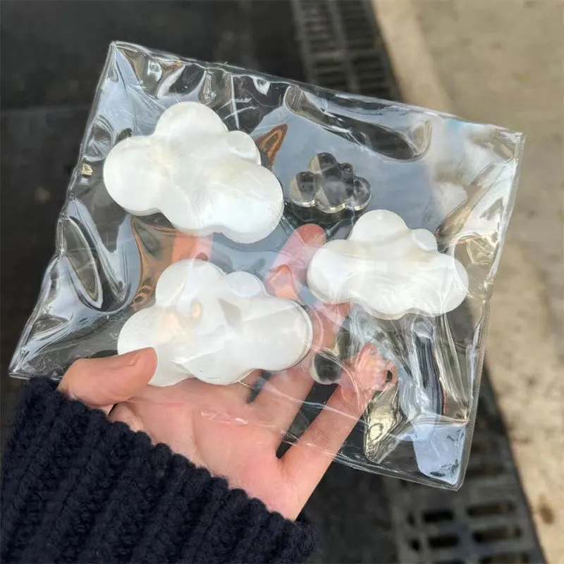 Taba squshy kawaii mini white cloud