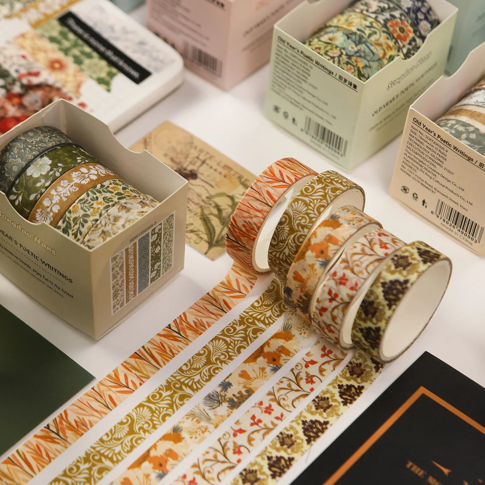 Винтажная лента васи с цветочным растением - Фотография_2