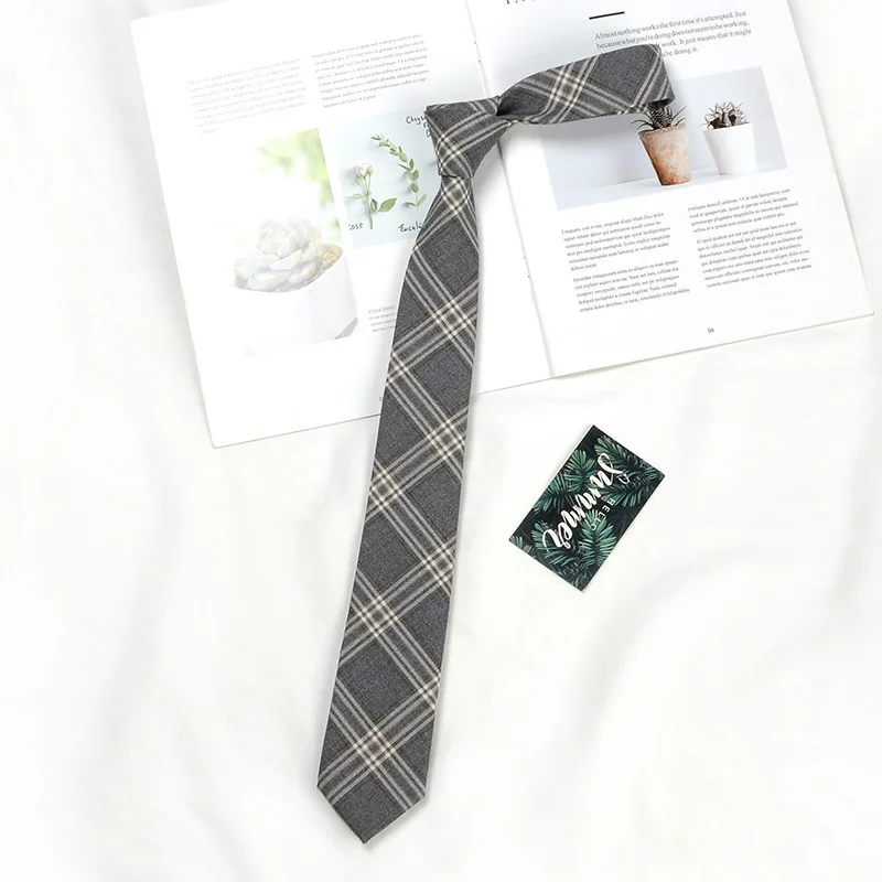 Коричневый галстук мужская рубашка - Фотография_2