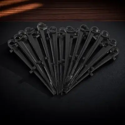 Черные сетчатые защитные зажимы