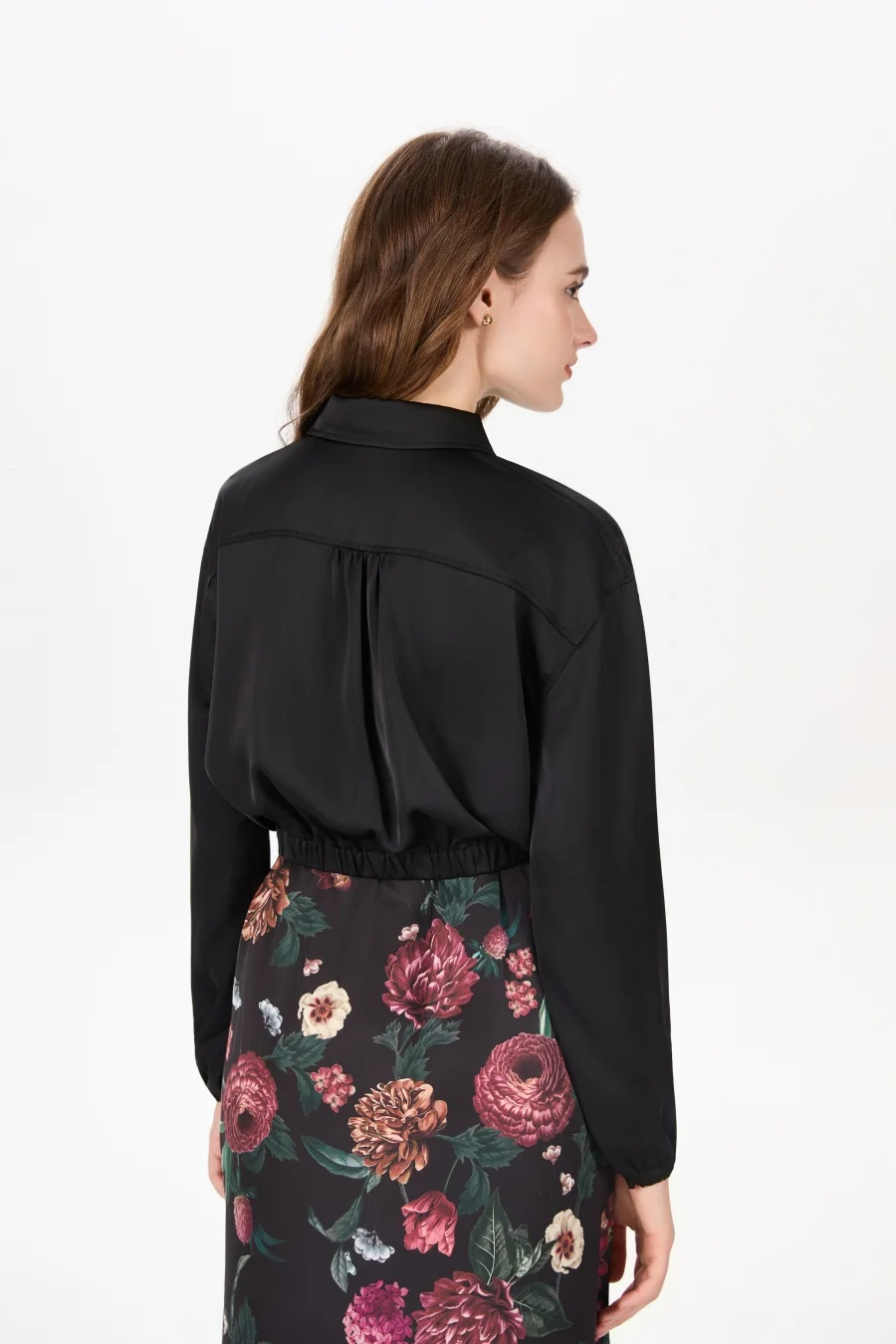 As aw25 женская атласная рубашка с запахом + платье-комбинация в тон - Фотография_5