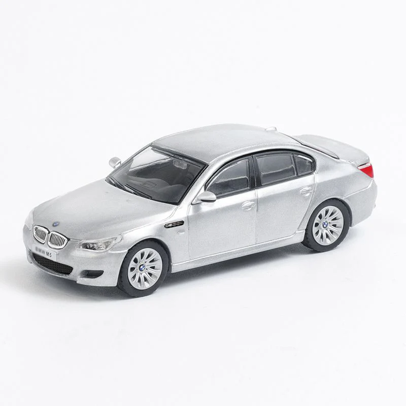 Shadow 1:64 m5 e60 модель автомобиля - Фотография_6