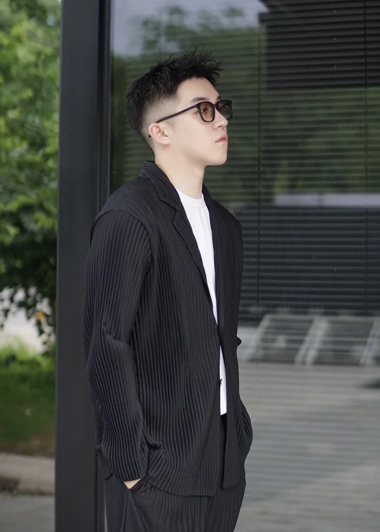 Мужской плиссированный блейзер miyake - Фотография_6